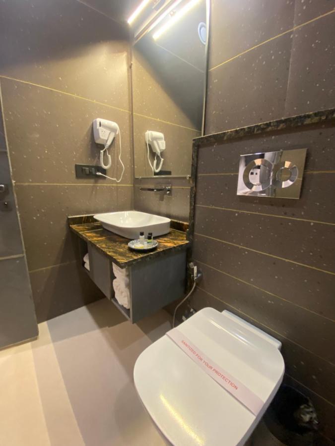 Hotel Azul Ganga Rishīkesh Buitenkant foto
